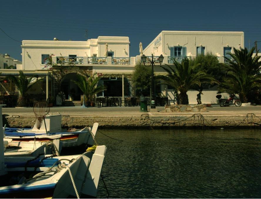Hotel Mantalena Antiparos Exterior photo