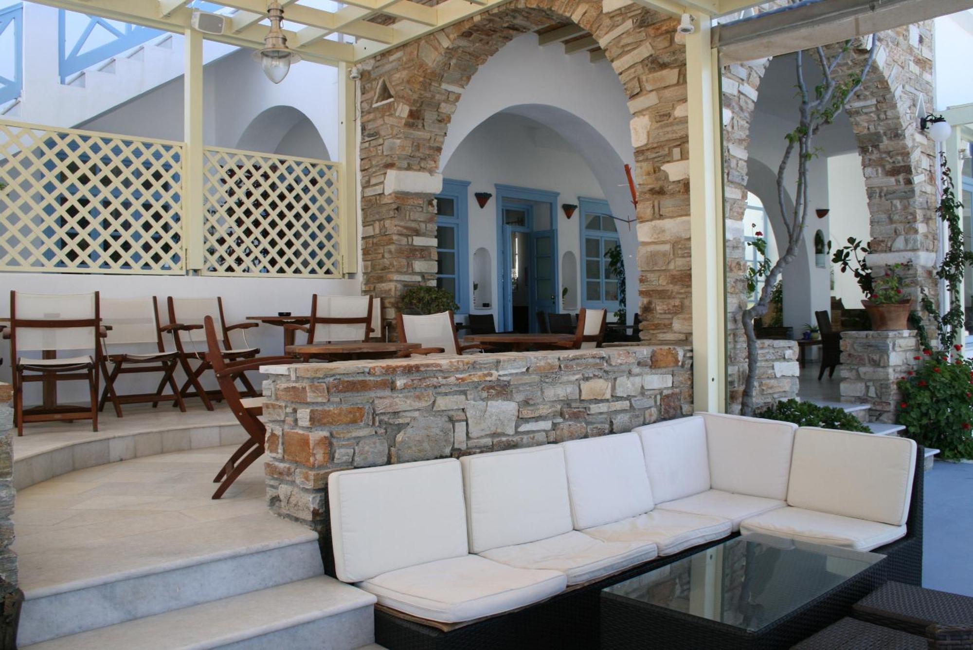 Hotel Mantalena Antiparos Exterior photo